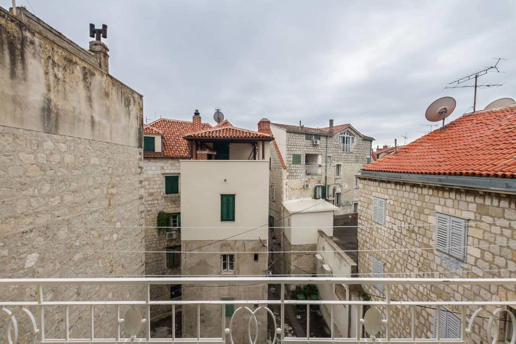 Apartment Central Old Town With Private Indoor Garage Parking Split Exterior foto
