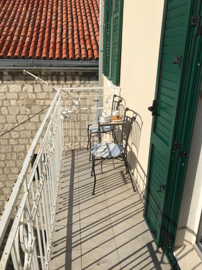 Apartment Central Old Town With Private Indoor Garage Parking Split Exterior foto